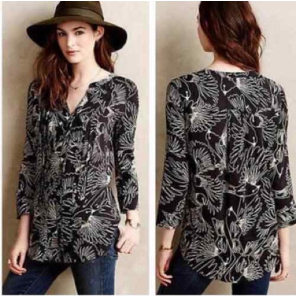 Anthro - Maeve | Black Bird print Pinktuck Top